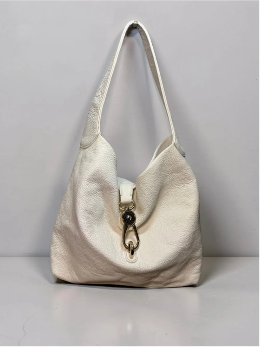 Dooney & Bourke Pebble Grain Logo Lock Sac / Hobo Shoulder Bag
